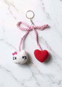 Crocheted Hello Kitty & Heart Keychain