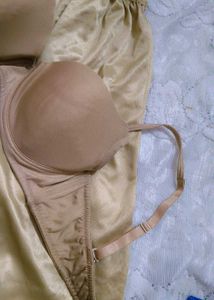 Comfortable skin colour bra with shorts