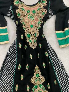 Elegant Black &amp; Teal Kurta Set