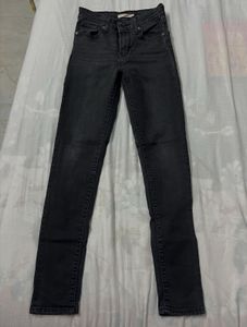 Levi's Women's Black Skinny Jeans