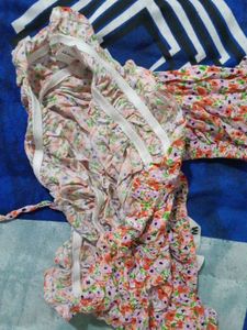 Floral Ruffle Crop Top