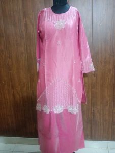 Elegant Pink Kurta Set with Sequins