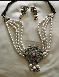 Grab Our Brass Choker Set With Semiprecious Stones And Pearls Work ♥️ 👌👌👌