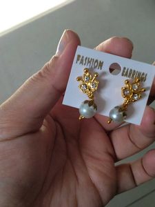 Elegant Pearl Drop Earrings