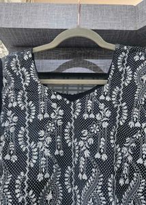 Stylish Black and White Kurta