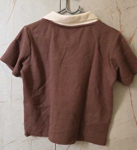 Brown Textured Collared Cropped Top