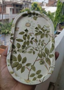 Handcrafted Botanical Concrete Trinket Tray | gree