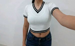 Trendy V-Neck Ribbed Crop Top