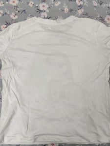 White Graphic Print T-shirt
