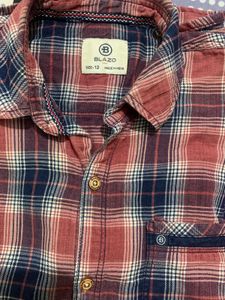 Men's Plaid Button-Up Shirt
