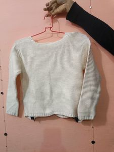 (Price Drop)New Korean Crop Woolen Sweater