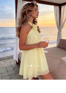 Savana by Urbanic Yellow Gown
