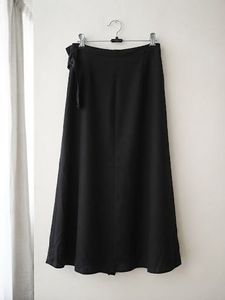 Chic Black Asymmetrical Skirt