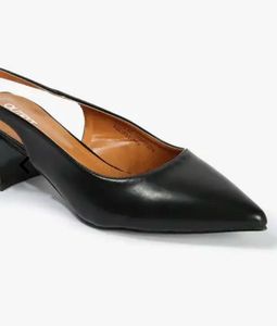 Chic Black Slingback Block Heels