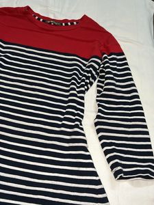 striped 3/4 sleeves tshirt