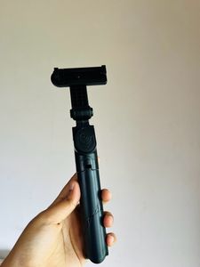 Selfi stick Tripod 🤳📸📸😻