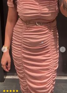 NEWME. Elegant Pink Off-Shoulder Ruched Dress