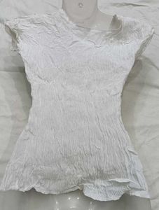 White Textured 👗Cap Sleeve Top