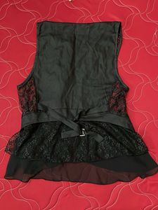 Elegant Black Lace Trim Sleeveless Top