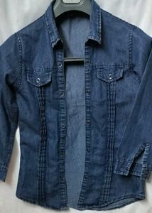 Stylish Blue Denim Button-Down Shirt