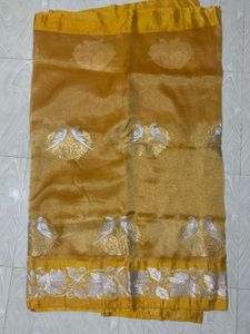 gold tissue saree