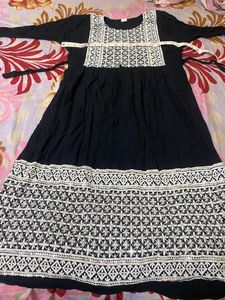 New Never Used Cotton Black Embroidered-Sequin 3/4th Sleeves Kurti