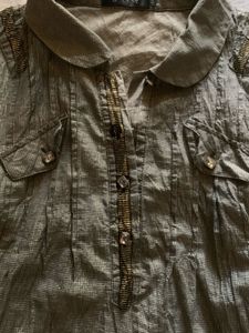 Sparkly olive Collared vintage shirt