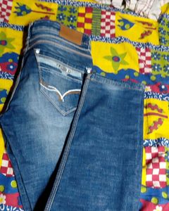 Stylish Blue Denim Jeans like new