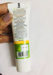 2 Mamaearth Ubtan Face Wash