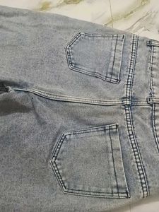 Baggy Light Wash Denim Jeans