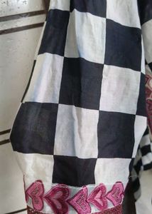 Stylish Black &amp; White Checkered Kurta Set