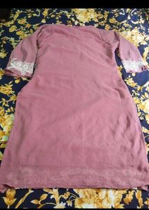 Elegant Pakistani Kurta Set