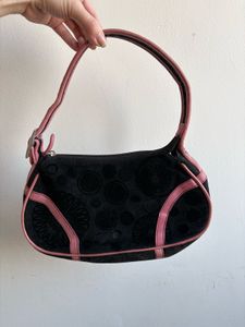 Chic Black & Pink Shoulder Bag
