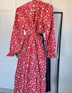 Chic Floral Maxi Dress