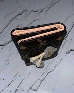 Women's Trifold Wallet [new]