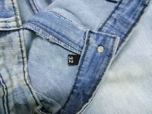 Jeansss