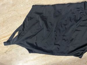 Black One-Shoulder Swimsuit