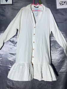 ZARA Chic White Button-Down Ruffle Dress