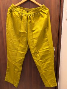 Yellow Sleeveless Kurta Set with Tassels