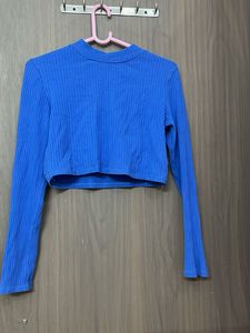 Blue branded fully stachable Crop Top