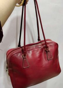 Chic Red Leather Handbag