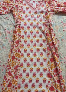Elegant Pink Floral Kurta Set