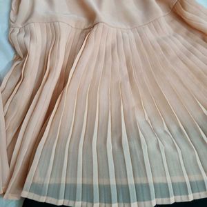 Chic Pleated Flared Sleeve Top