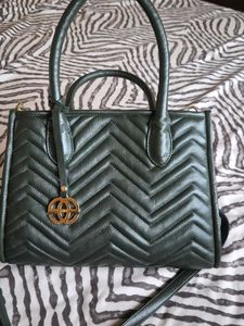 Eske Chic Green Chevron Shoulder Bag