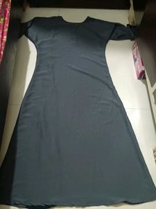 Elegant Grey Abaya with Black Accents
