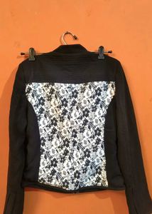 BLACK &amp; WHITE STYLISH MADAME JACKET