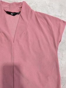 fig Women Relaxed Fit V-Neck T-Shirt