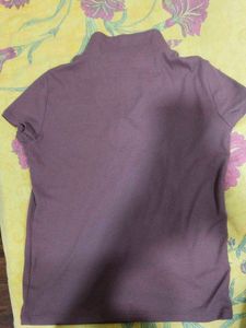 Stylish Maroon Collared V-Neck Top