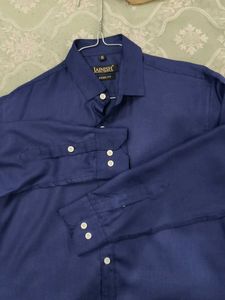 Men's Classic Fit Blue Shirt