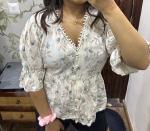 Floral print top (XS)